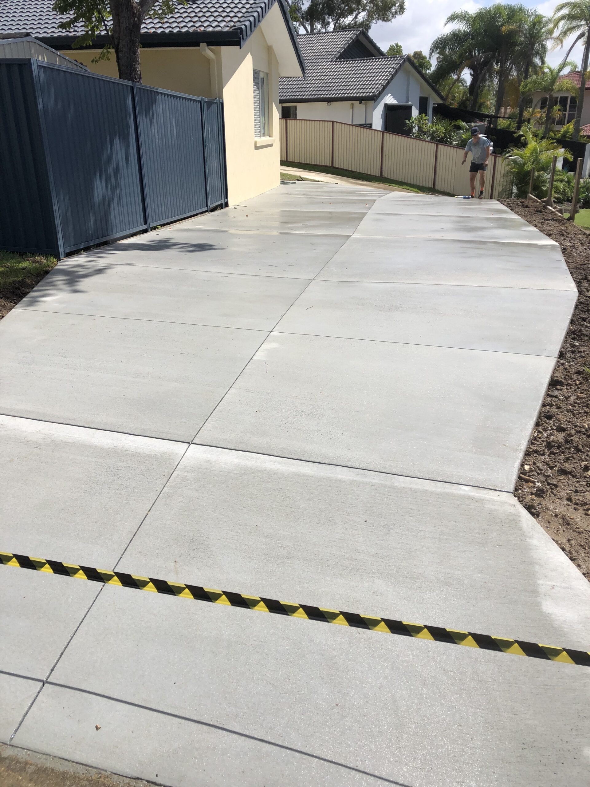 Enhancing Concrete Driveway Strength and Durability: Expansion Cuts